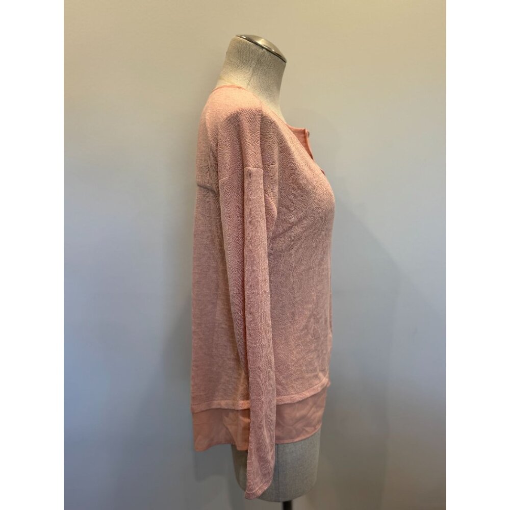 Sanctuary NWT Split Neck Top in Peach Size XS - Picture 3 of 6